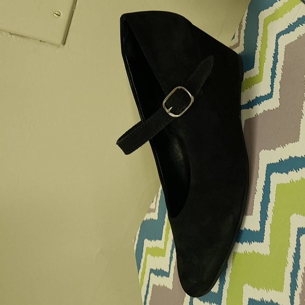 Suede Weddge Pumps